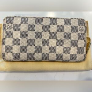 Louis Vuitton Cream and Gray Damier Azur Wallet